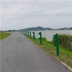 波形護(hù)欄安裝工程